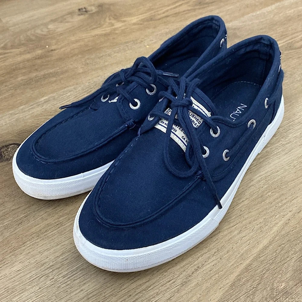 Nautica Spinnaker Lace-Up Boat Shoe size Men’s 7.5 Women’s 9